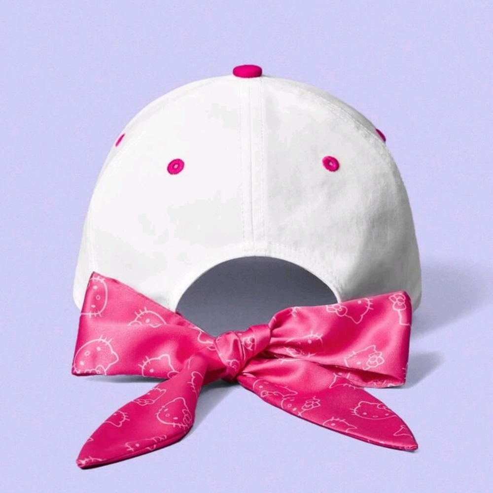 Hello Kitty Bow Hat - Picture 3 of 7